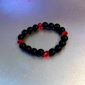 Nice and simple black beaded bracelet